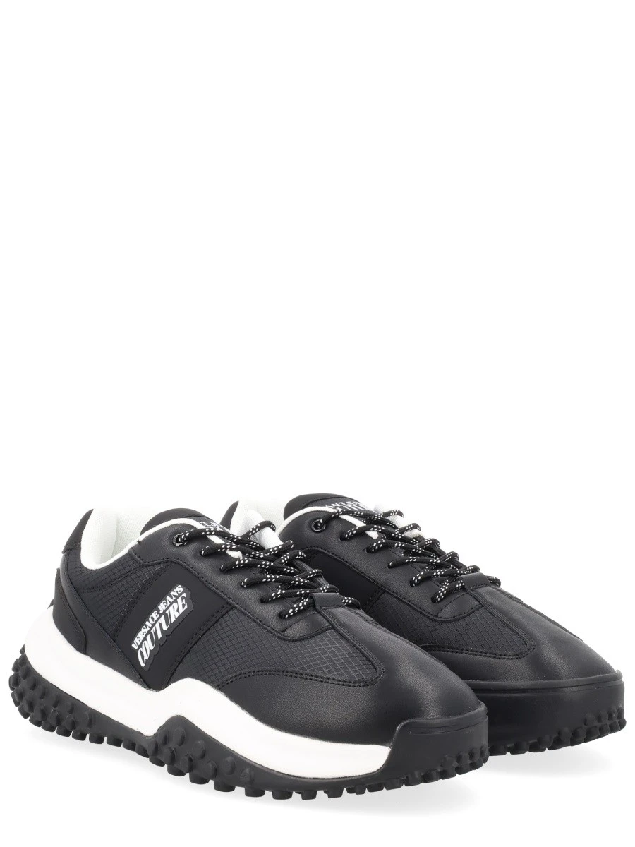 SNEAKER CON LOGO.webp