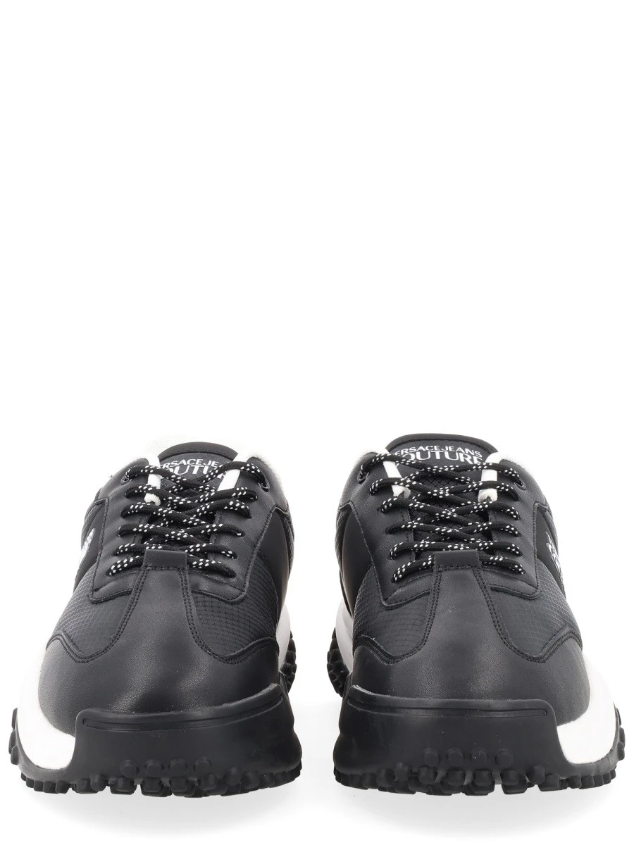 SNEAKER CON LOGO.webp