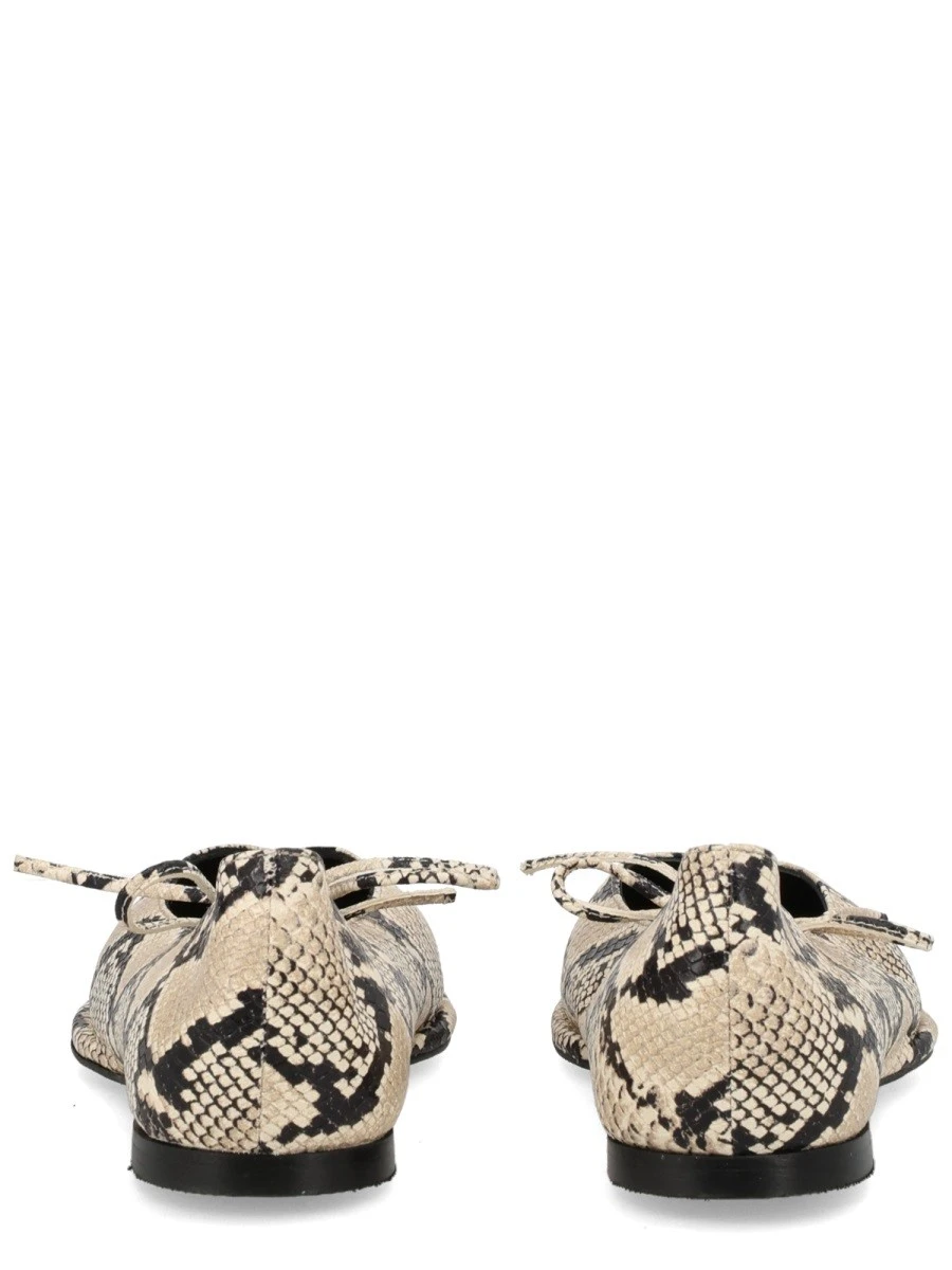 BALLERINA "SWAY INDO".webp