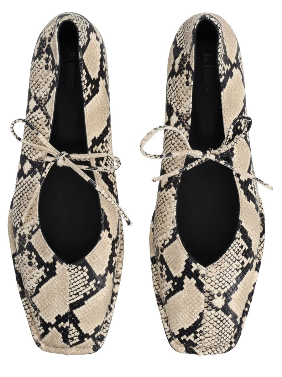 BALLERINA "SWAY INDO".webp