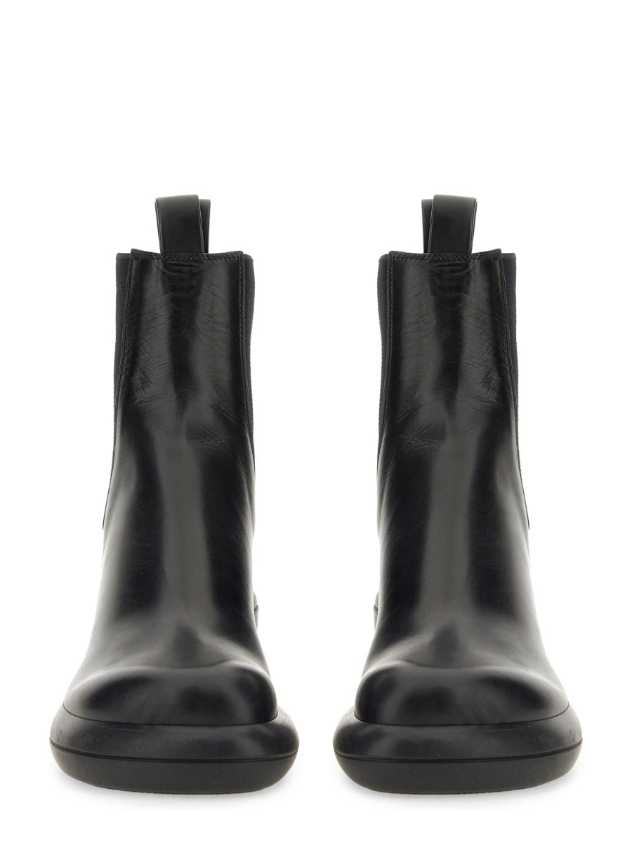 LEATHER BOOT.webp