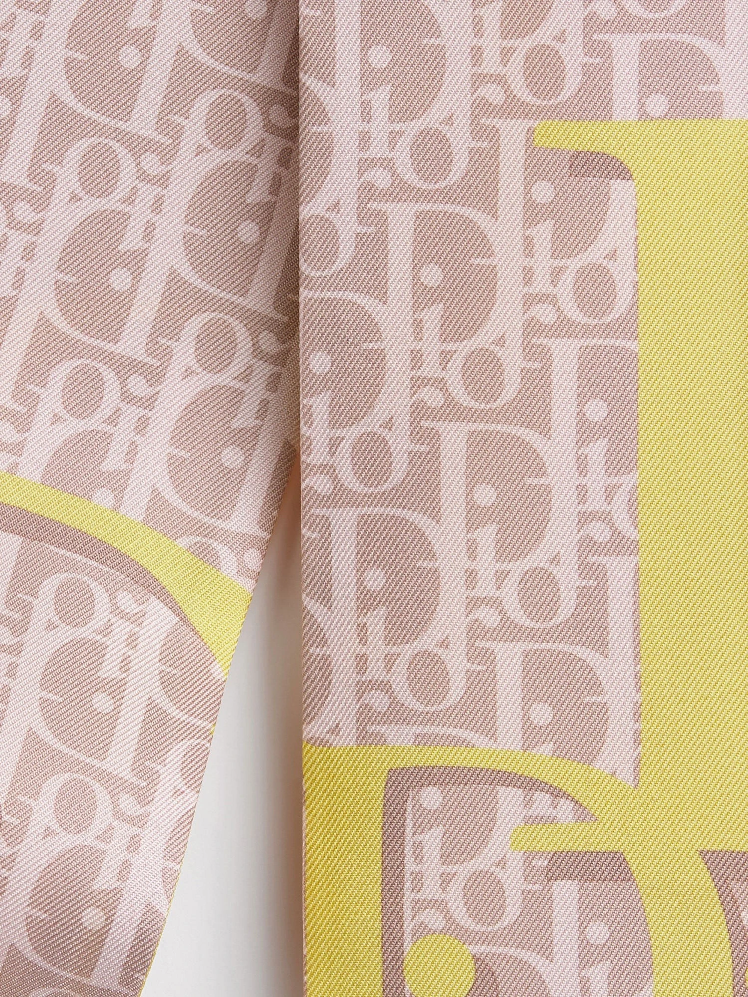 Dior Infini silk mitzvah.webp