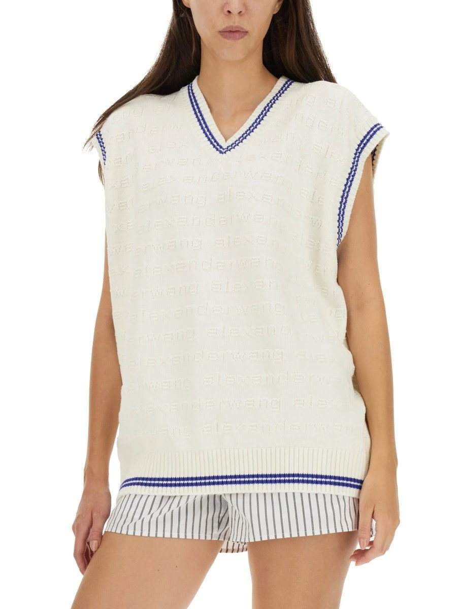 V-NECK VEST.webp