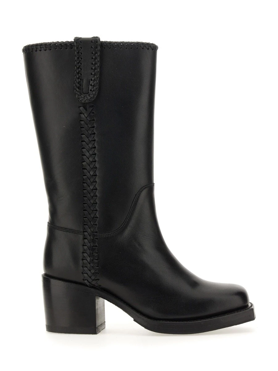 BOOT "AUMANDRA".webp