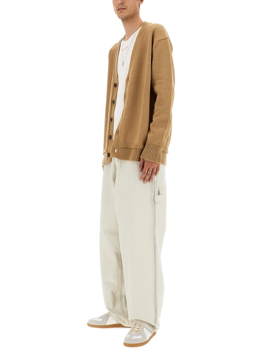 V-NECK CARDIGAN.webp