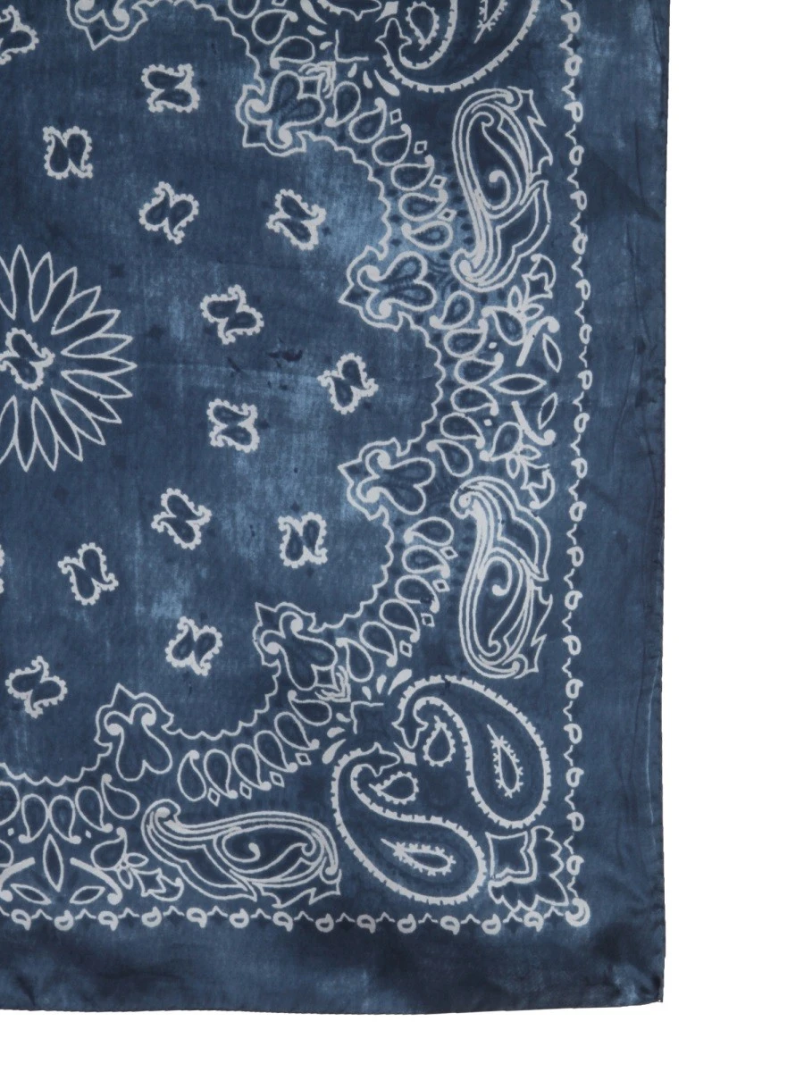 FOULARD CON STAMPA.webp