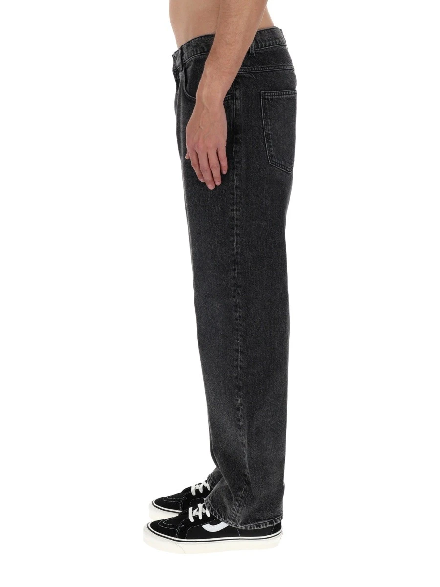 JEANS IN DENIM.webp