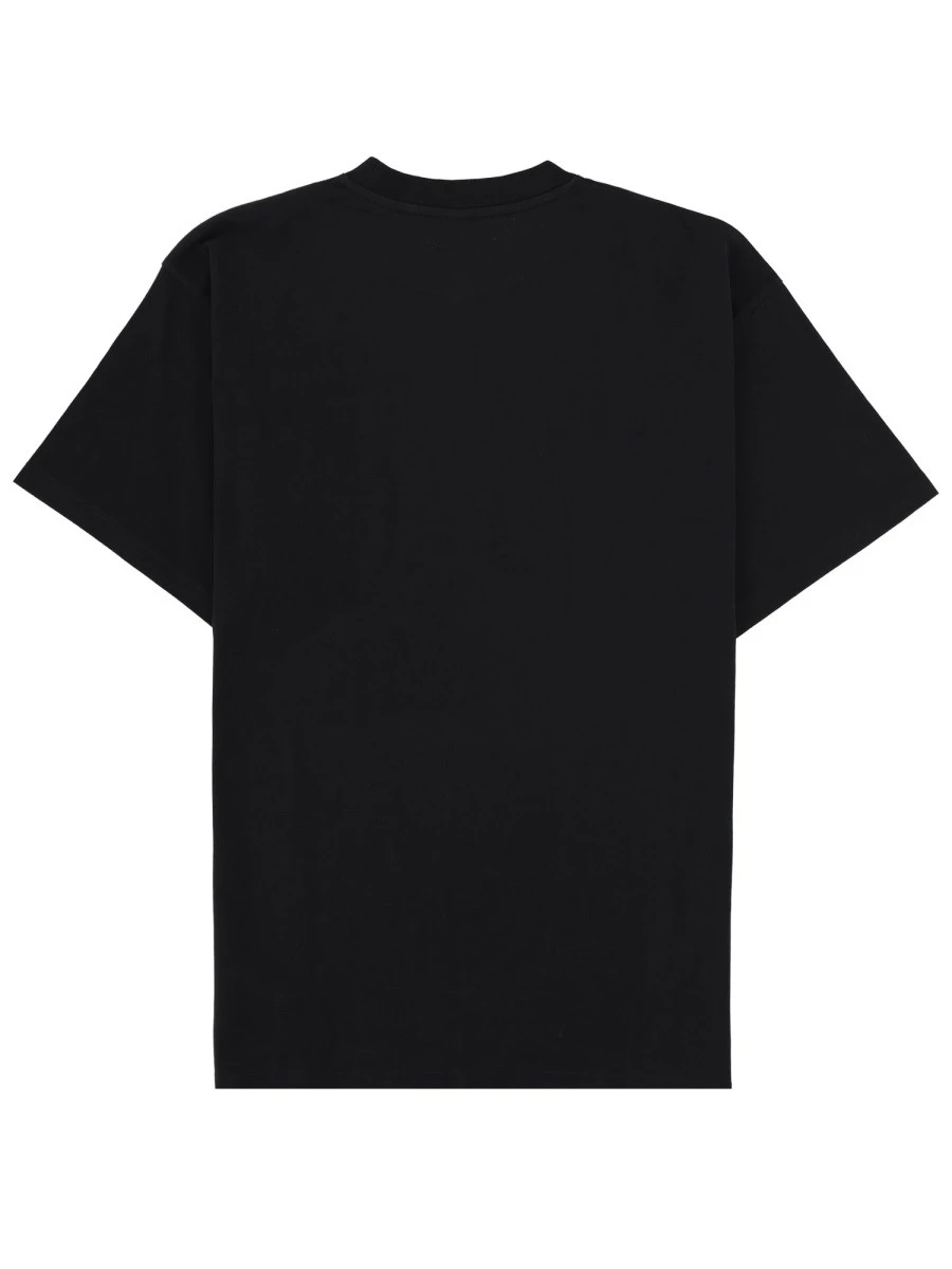 T-SHIRT CON STAMPA.webp