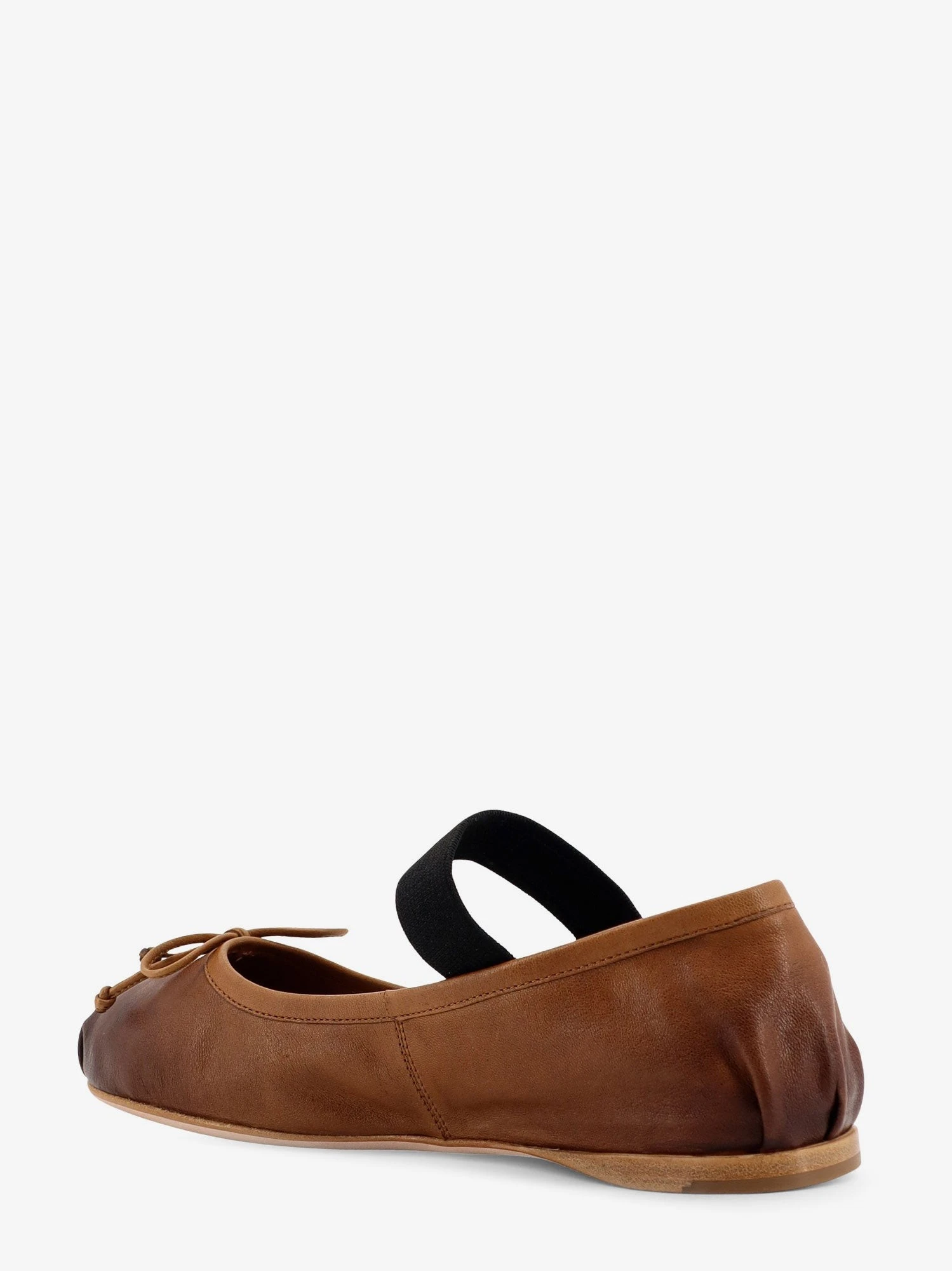 Leather ballerinas.webp