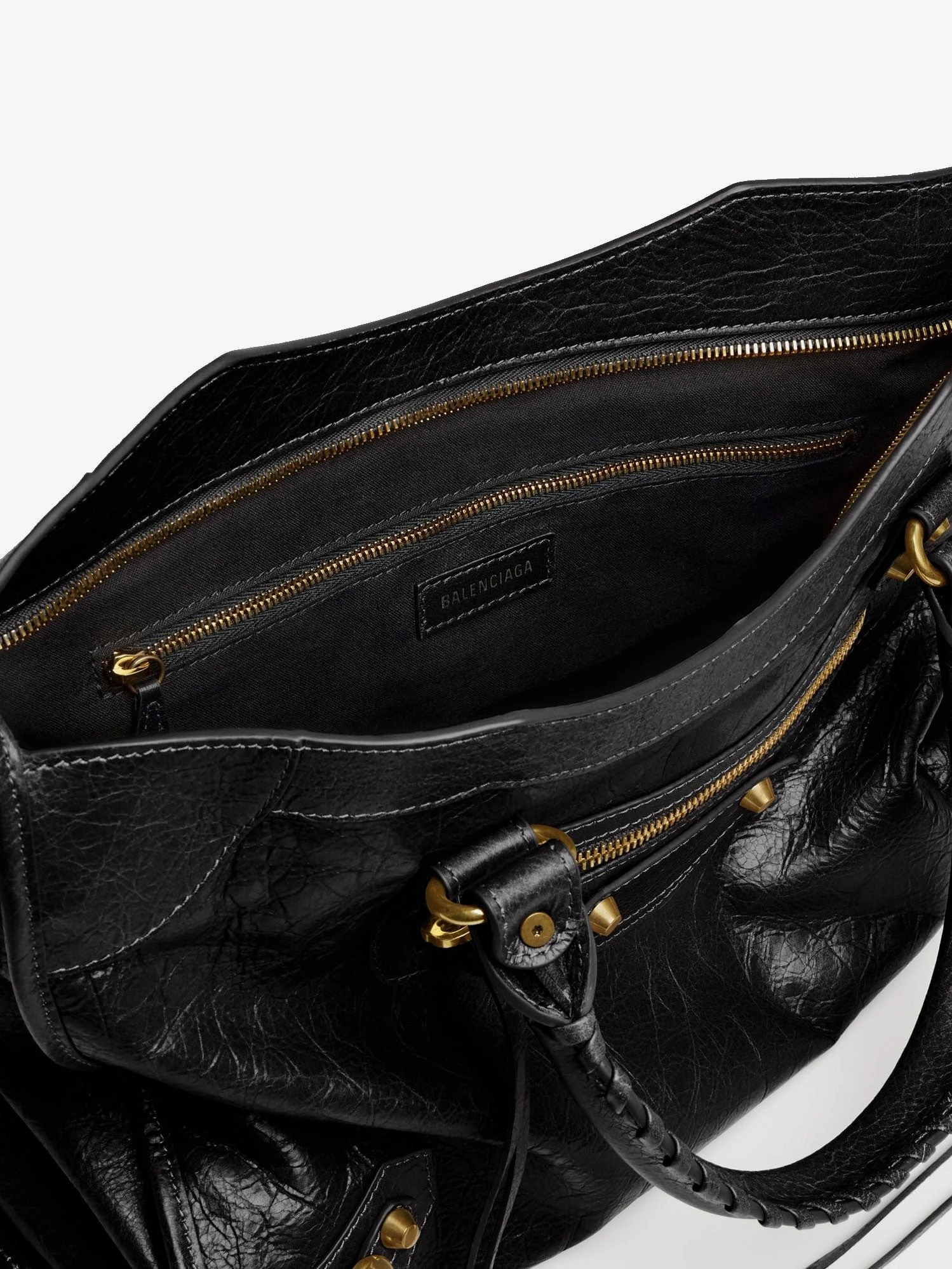 Le City M leather shoulder bag.webp