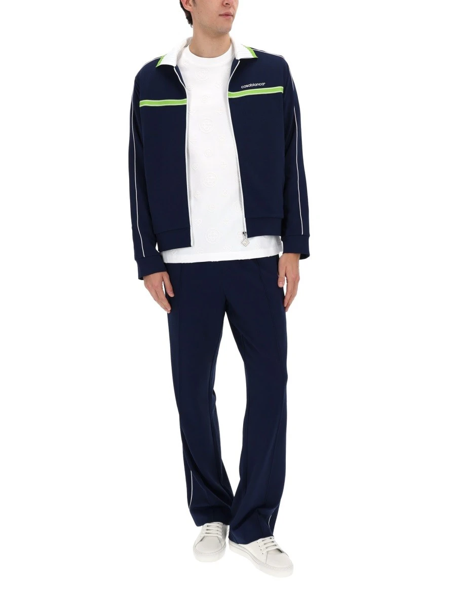 ZIP SWEATSHIRT..webp