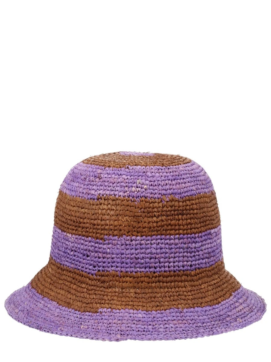 CAPPELLO CON PATCH LOGO.webp