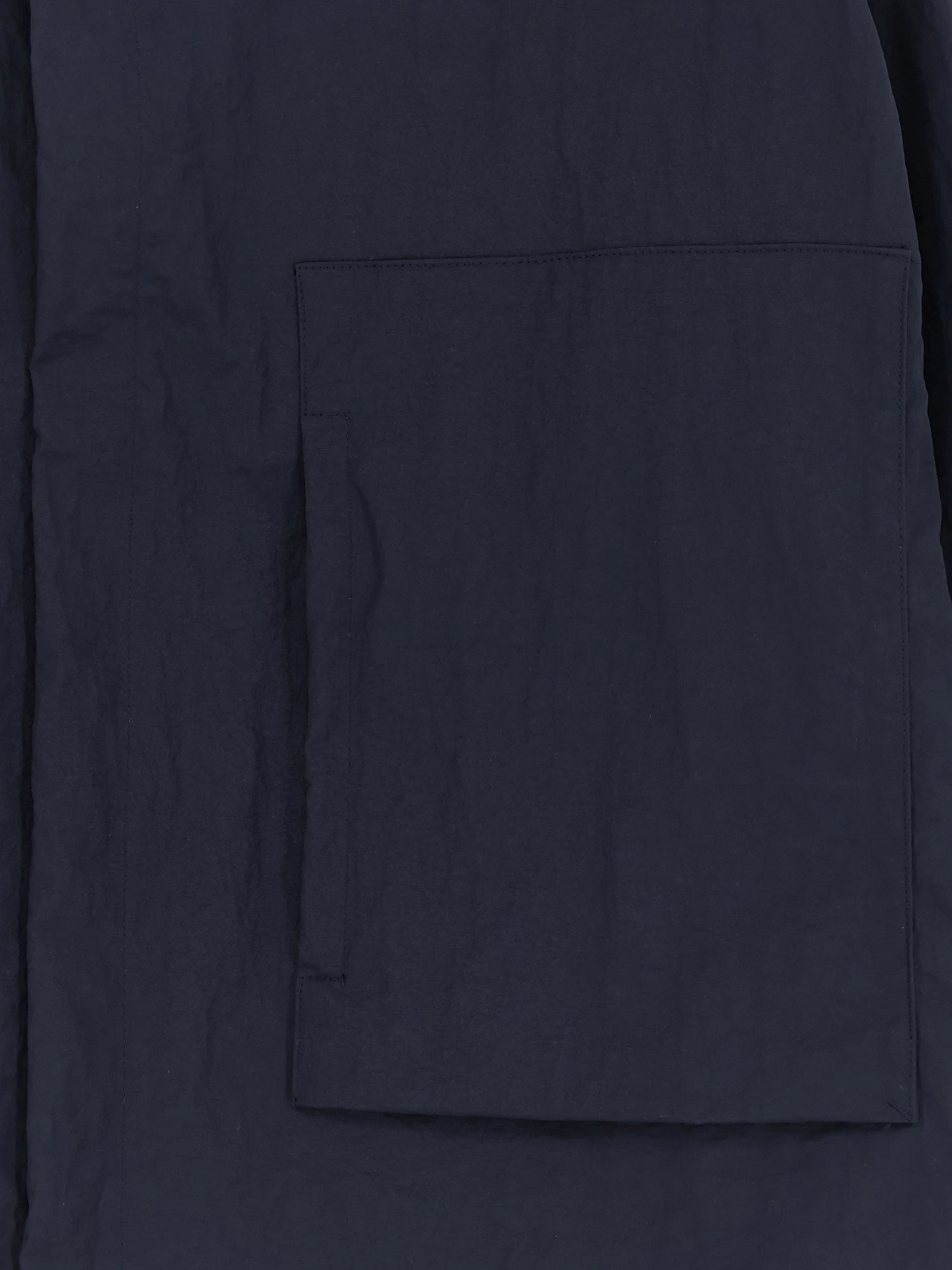 Wrinkled nylon jacket.webp