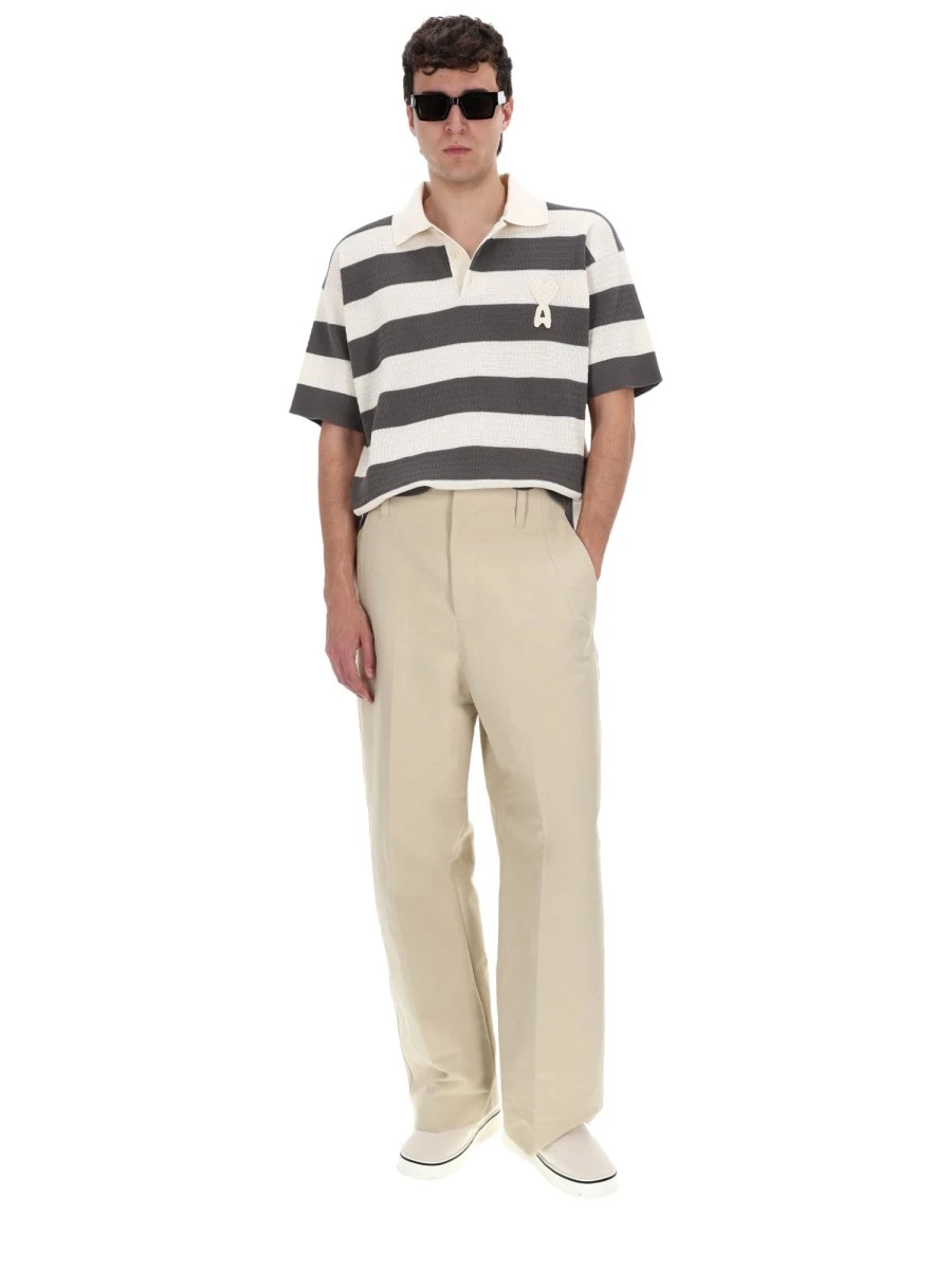 POLO CON PATCH LOGO.webp