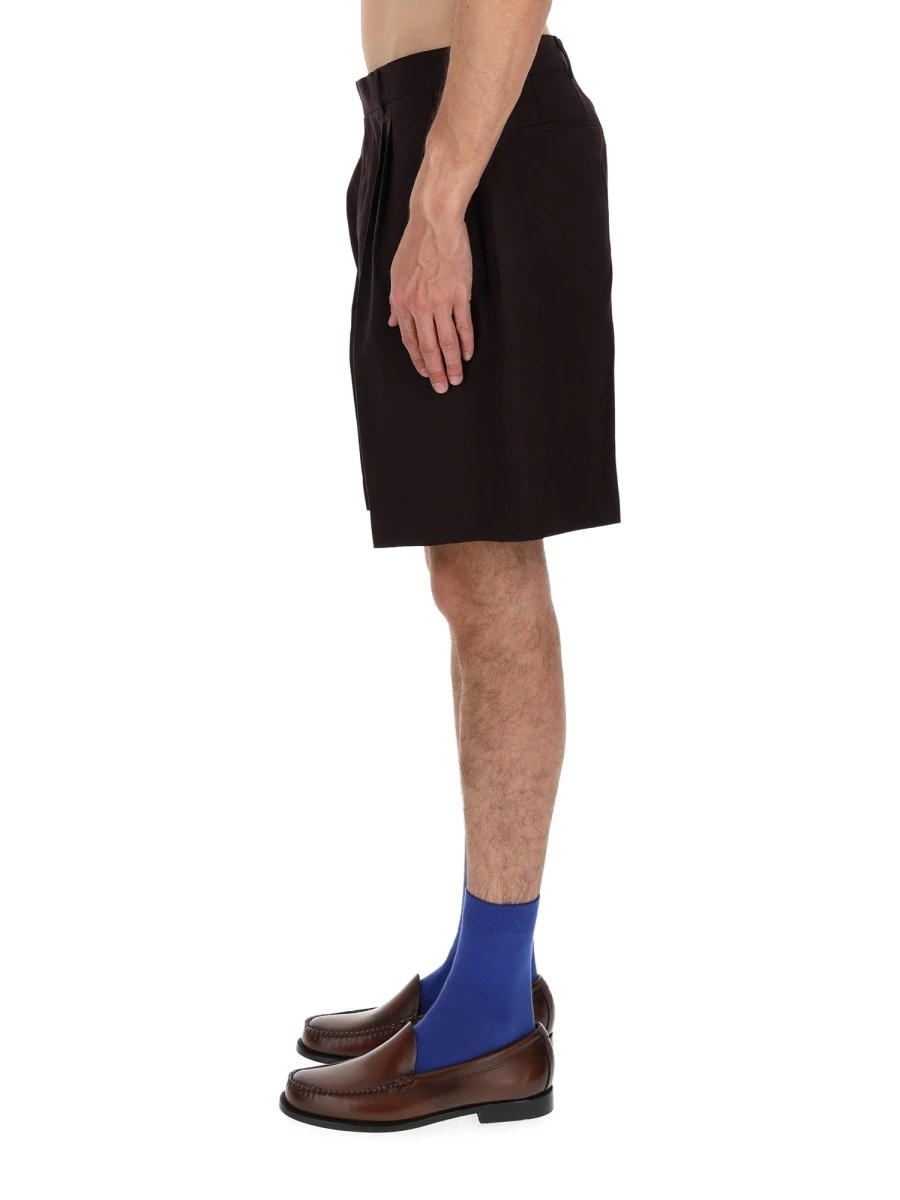 SHORTS IN LINO.webp