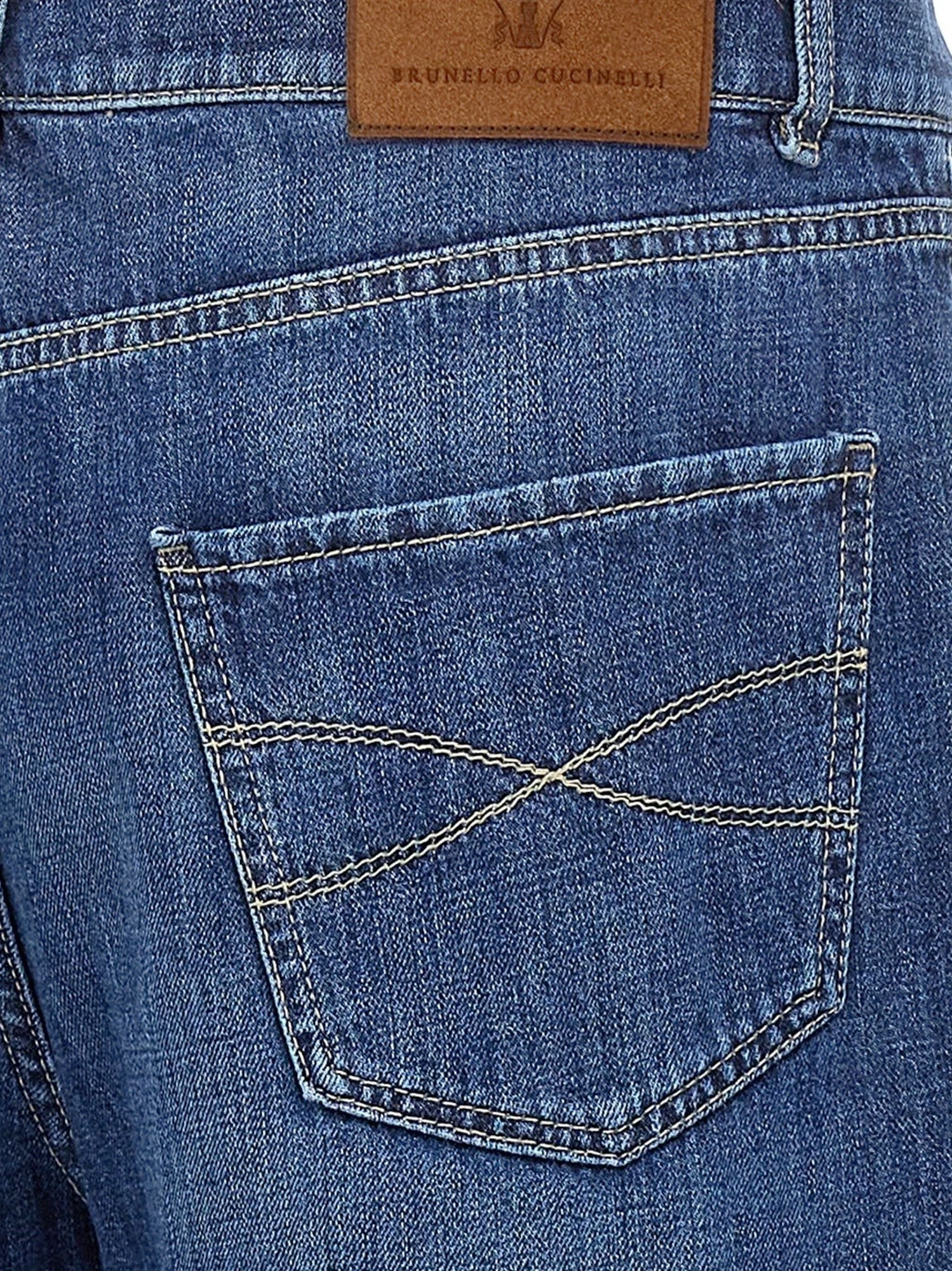 Leisure Fit cotton jeans.webp