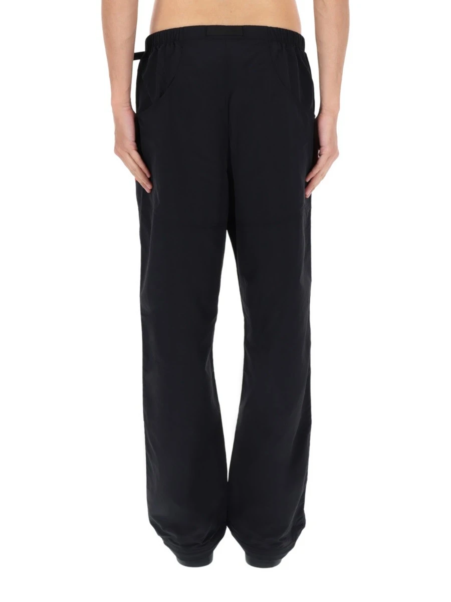 PANTALONE "RED BOX".webp