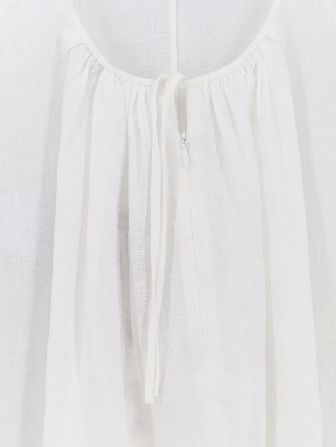 "Vissuto" linen dress.webp