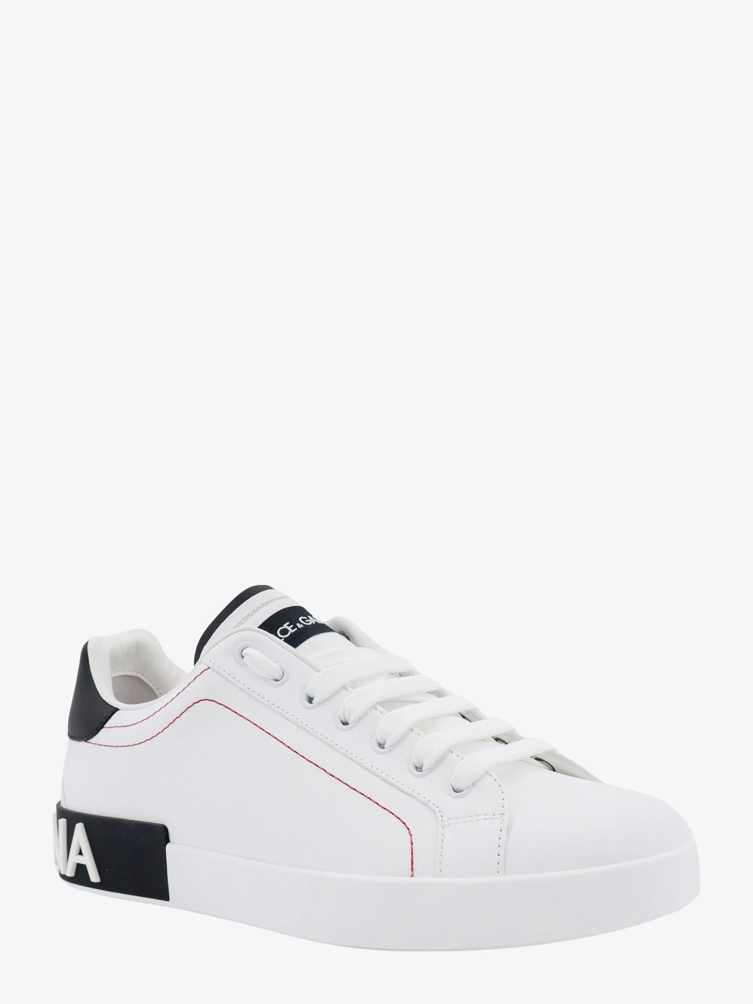 Low-top leather sneakers.webp