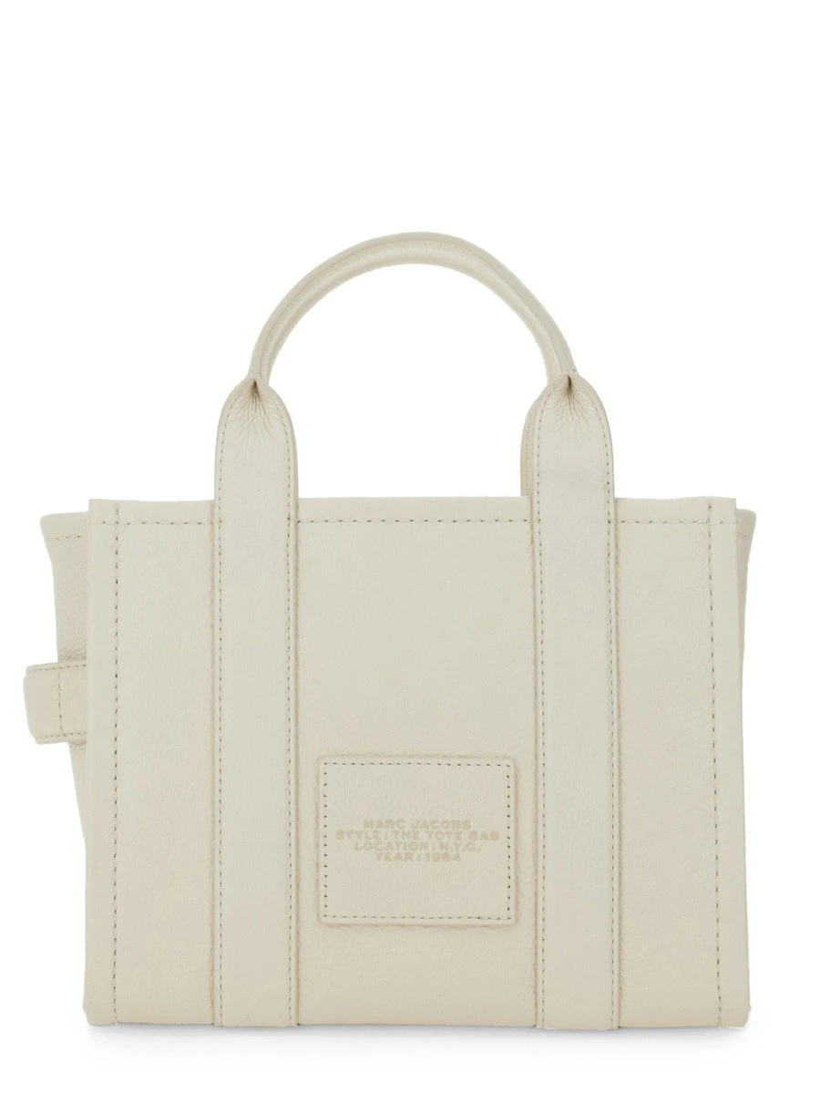 Chloé Charms natural fibers bucket bag.webp