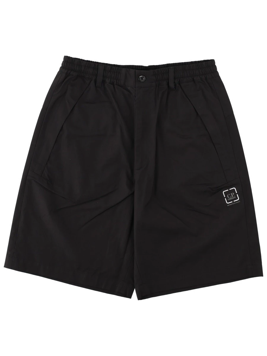 SHORTS "METROPOLIS" CON LOGO.webp