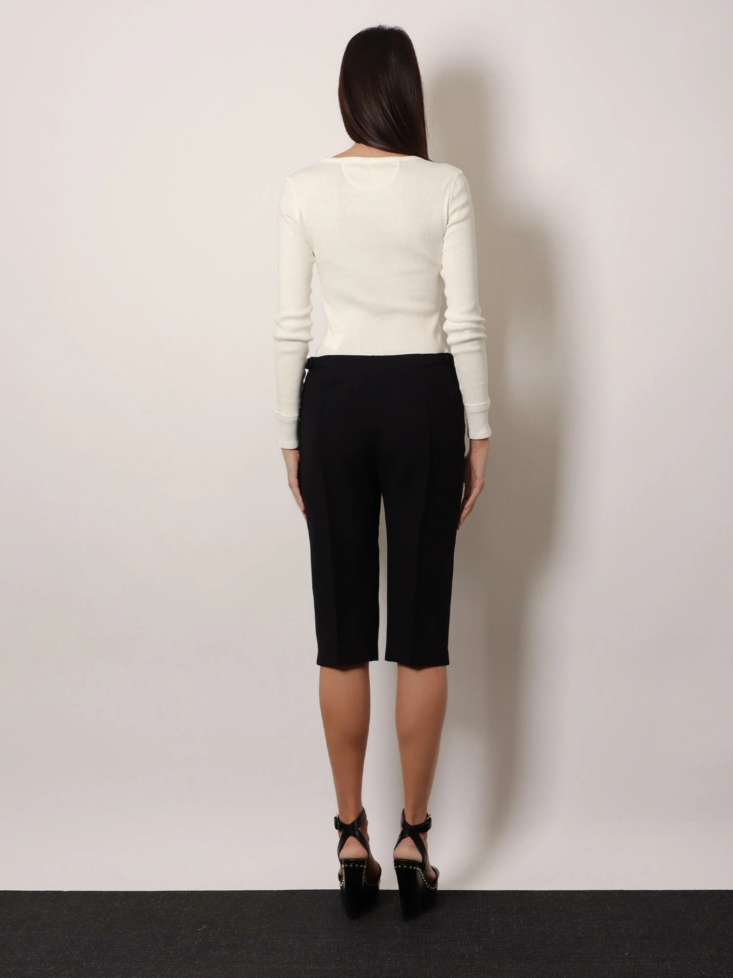 Wool Capri trousers.webp
