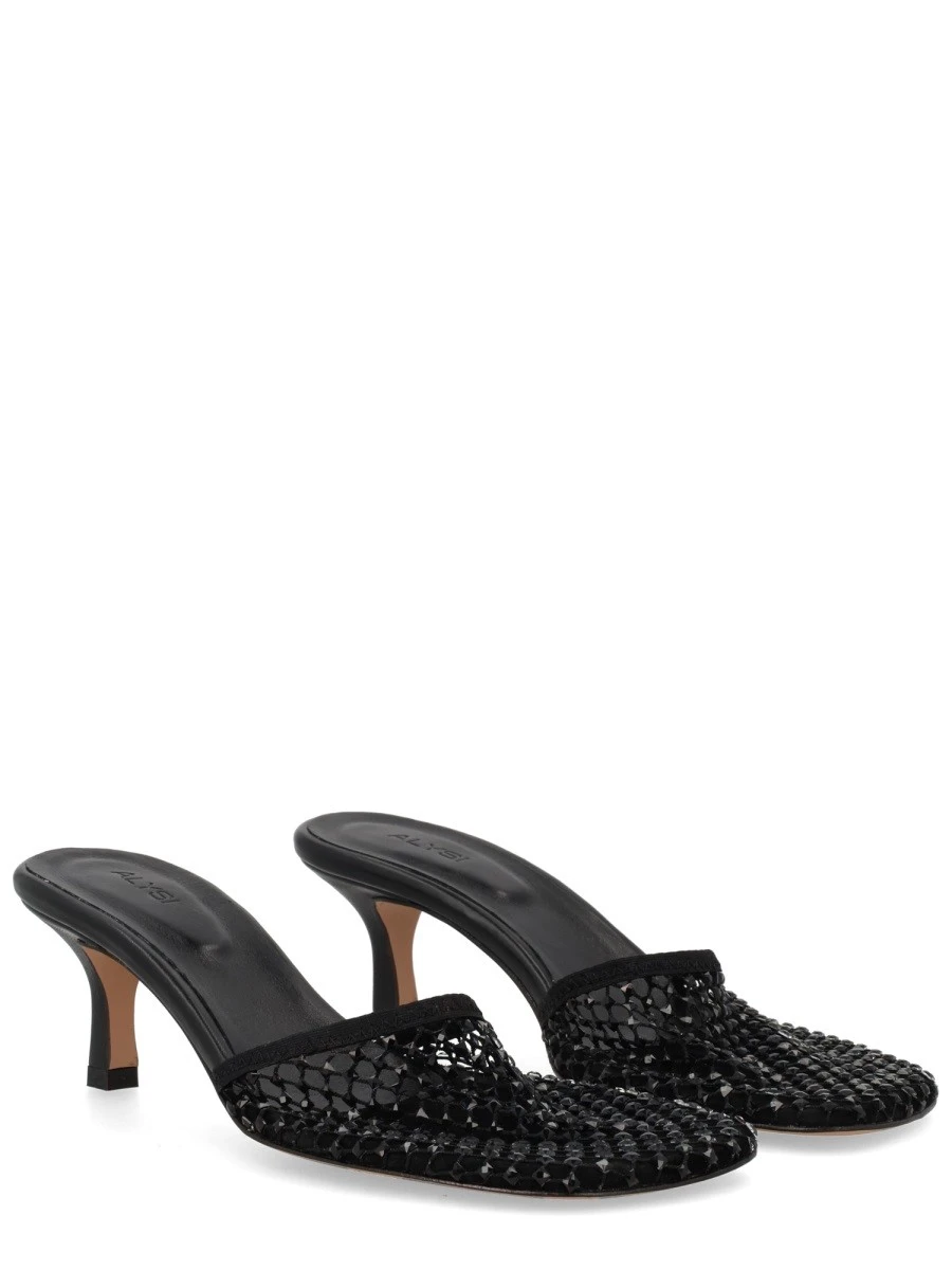 HEELED SHOE.webp