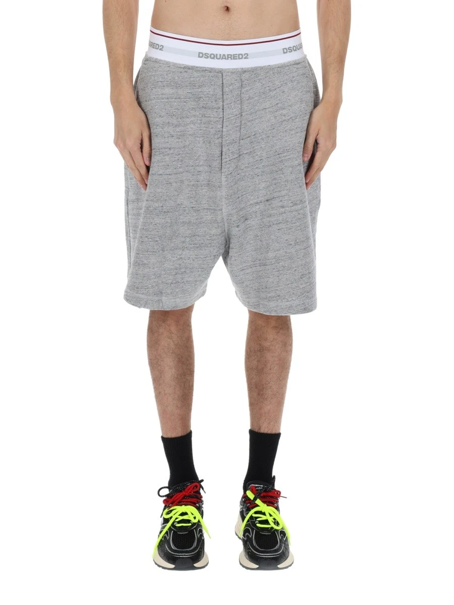 SHORTS "OVERSIZE" CON LOGO.webp