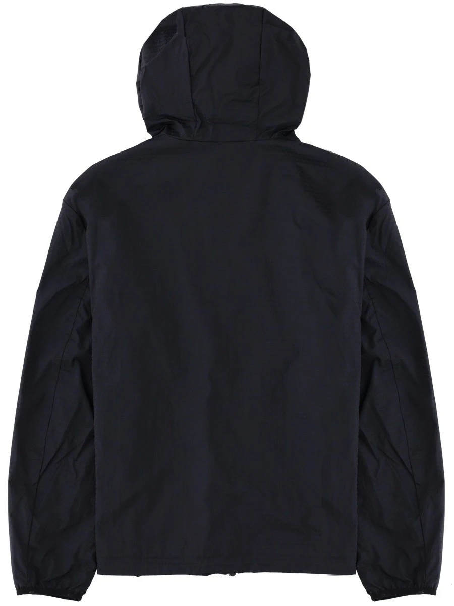 GIACCA CON ZIP E CAPPUCCIO