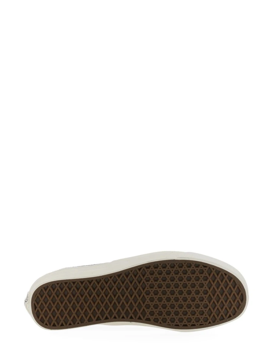 SNEAKER AUTHENTIC 44.webp