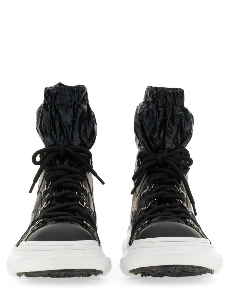 LACE-UP BOOT.webp