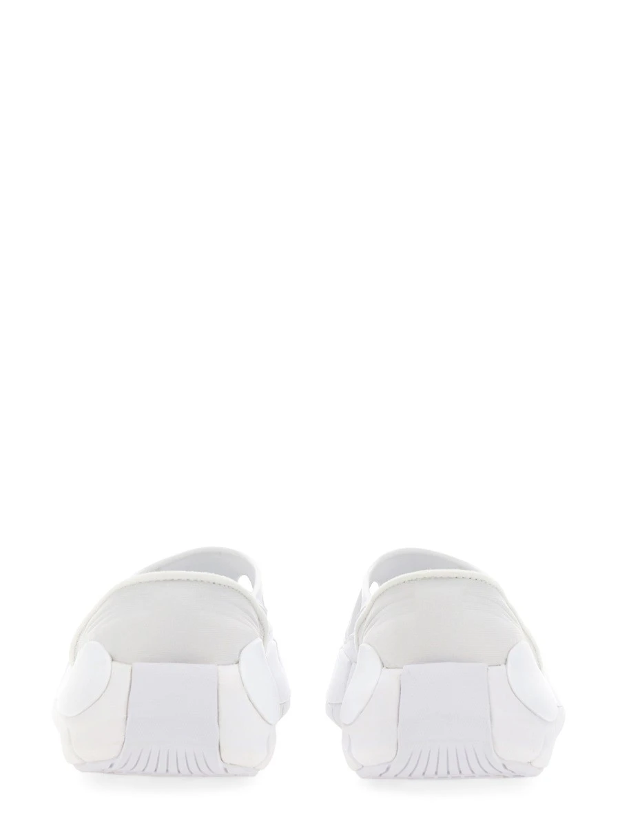 SNEAKERS PROJECT 0 CR.webp