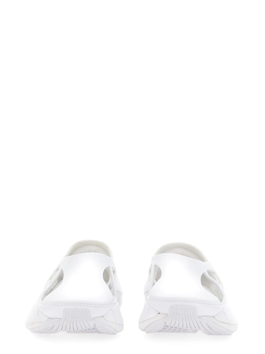 SNEAKERS PROJECT 0 CR.webp
