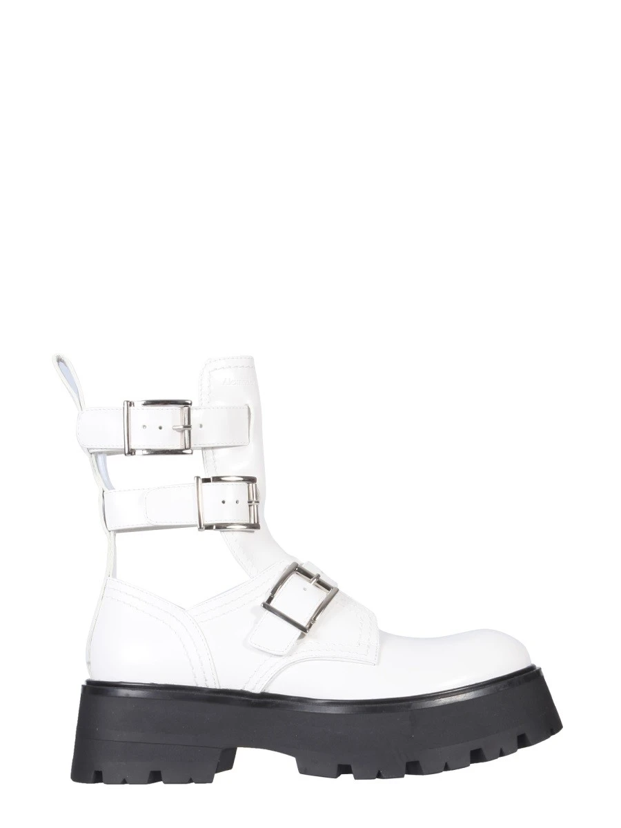 RAVE BOOTS.webp