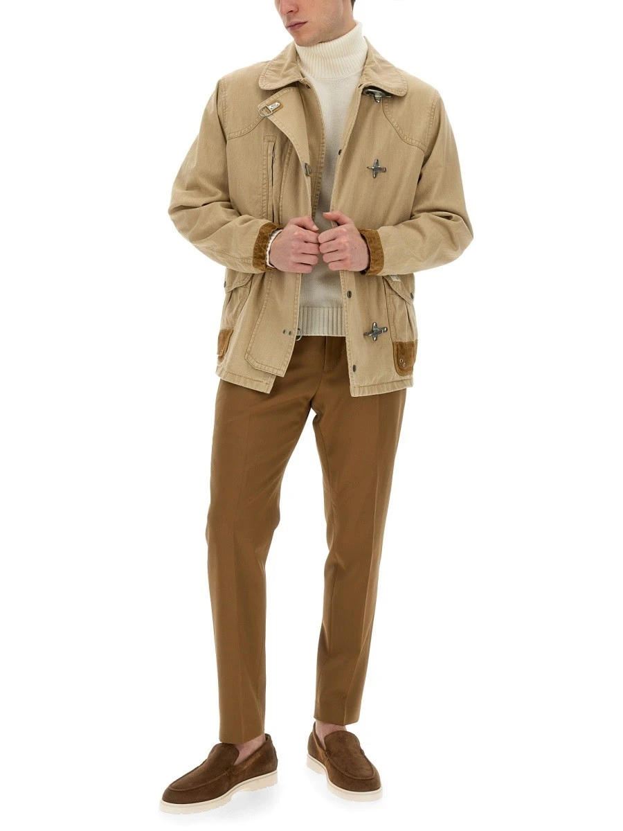 JACKET 4 HOOKS.webp