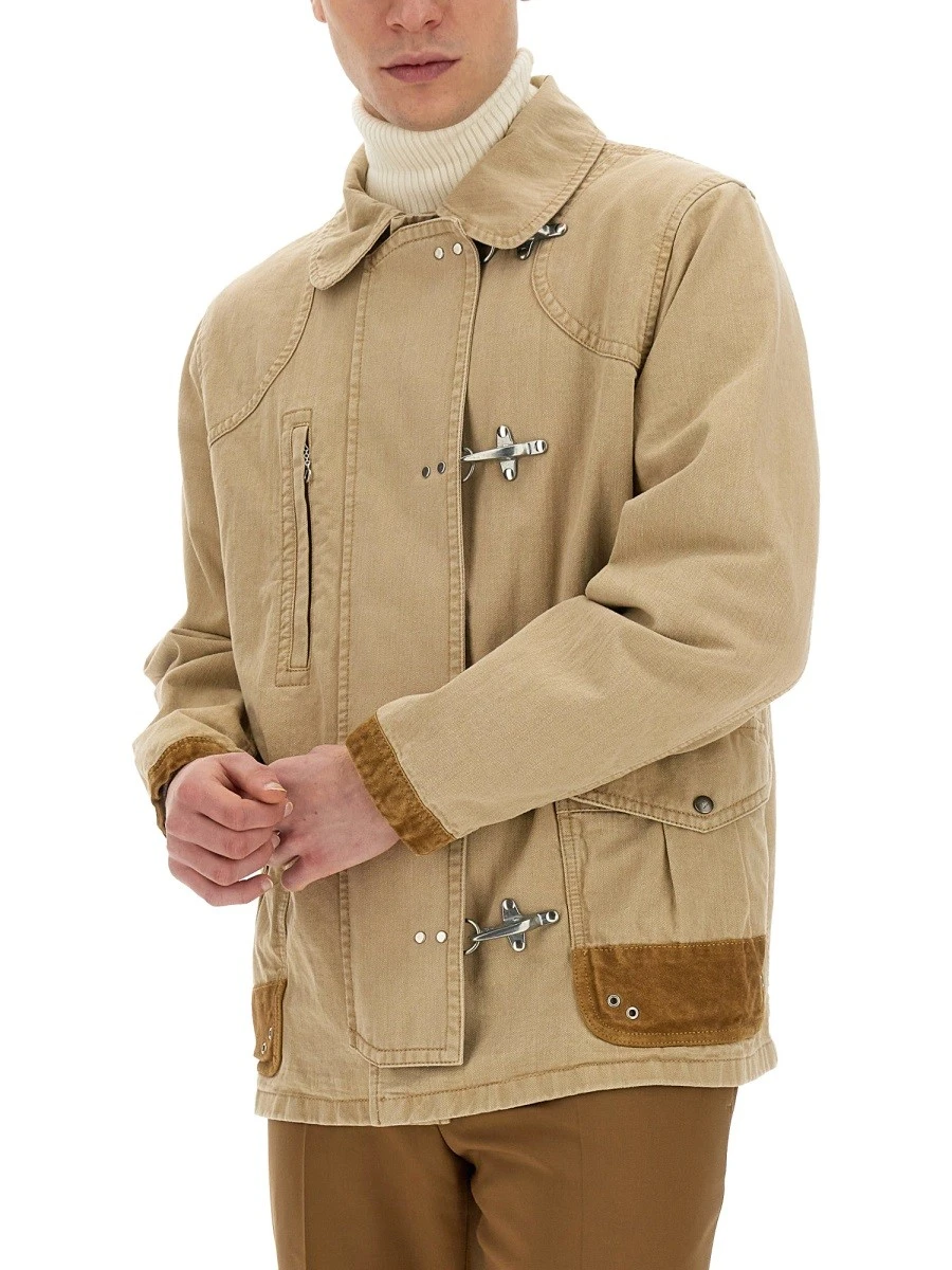 JACKET 4 HOOKS.webp