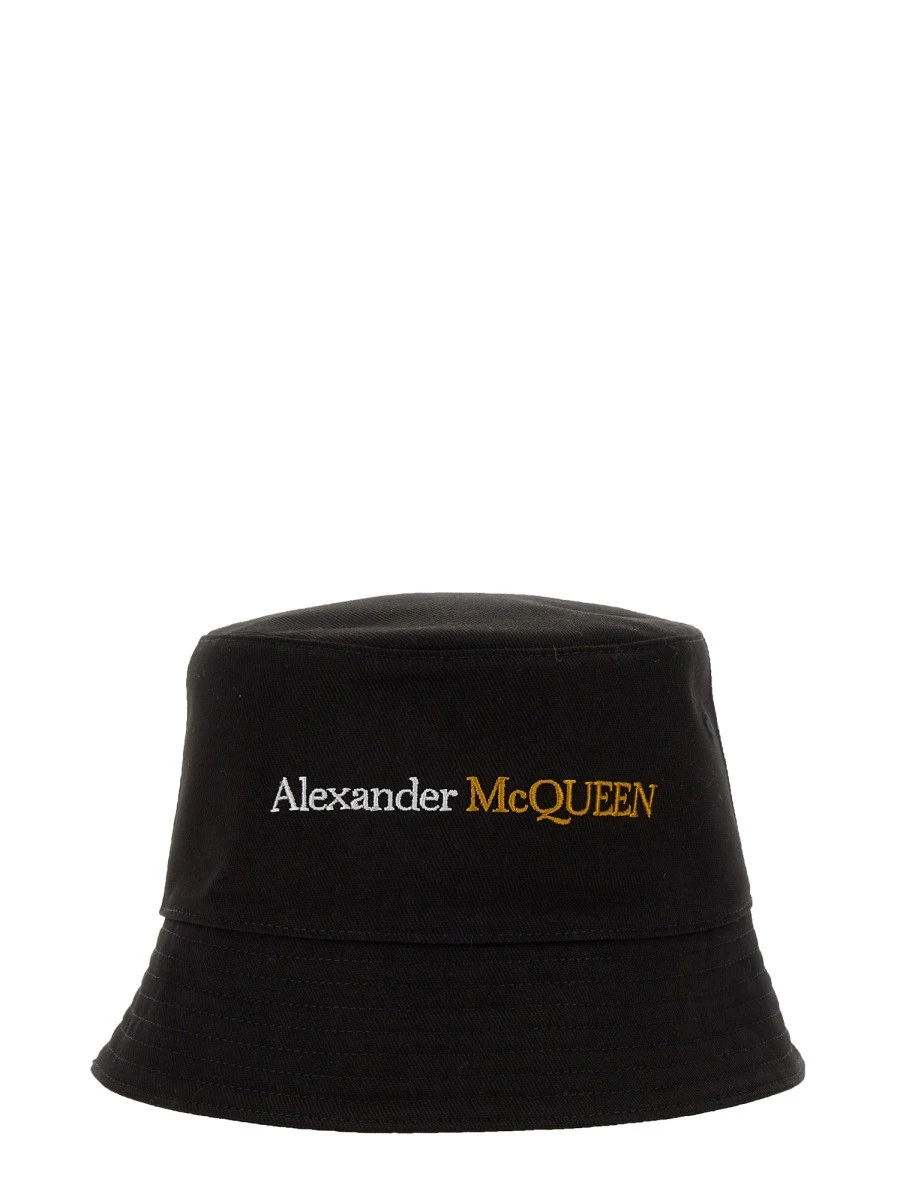 BUCKET HAT WITH LOGO.webp