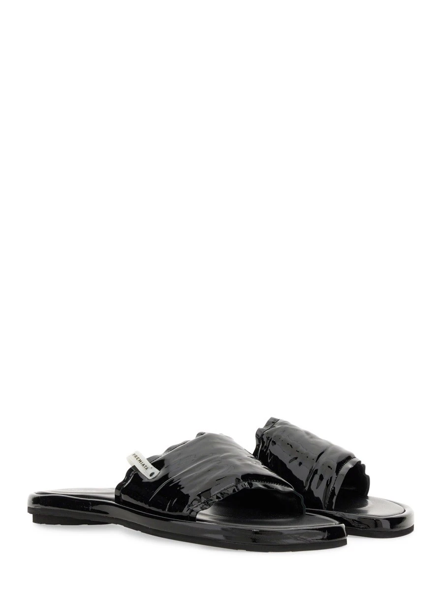SLIDE SANDAL.webp