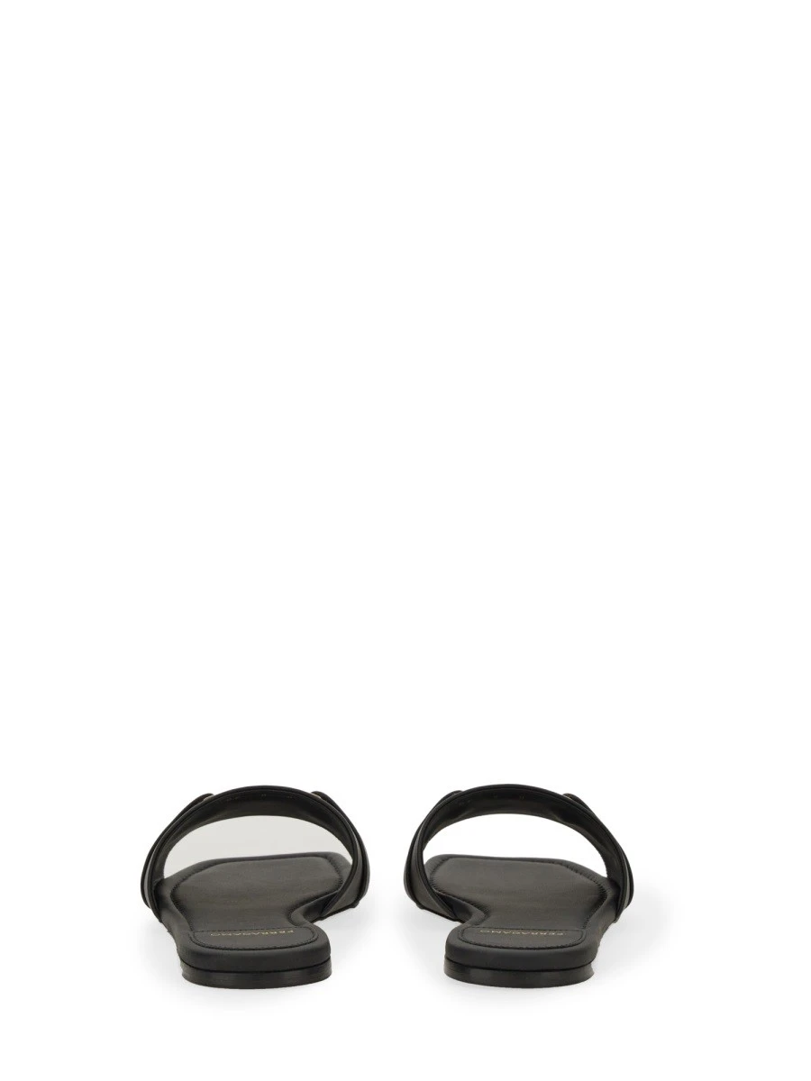 SLIDE SANDAL.webp