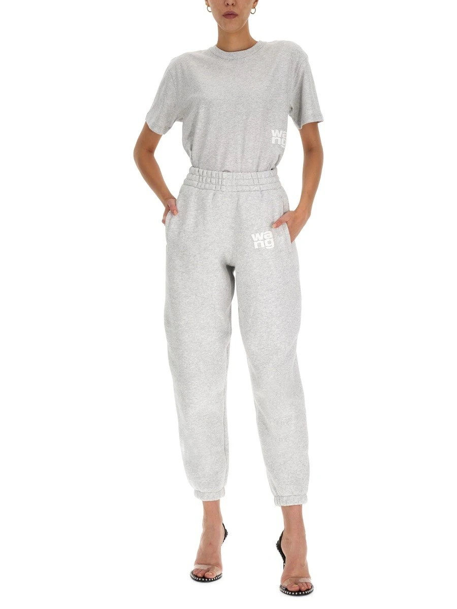 ESSENTIAL T-SHIRT.webp