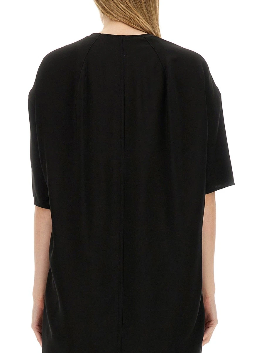 V-NECK T-SHIRT.webp