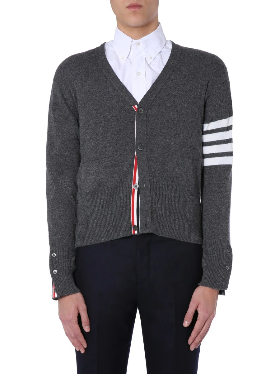 V-NECK CARDIGAN.webp