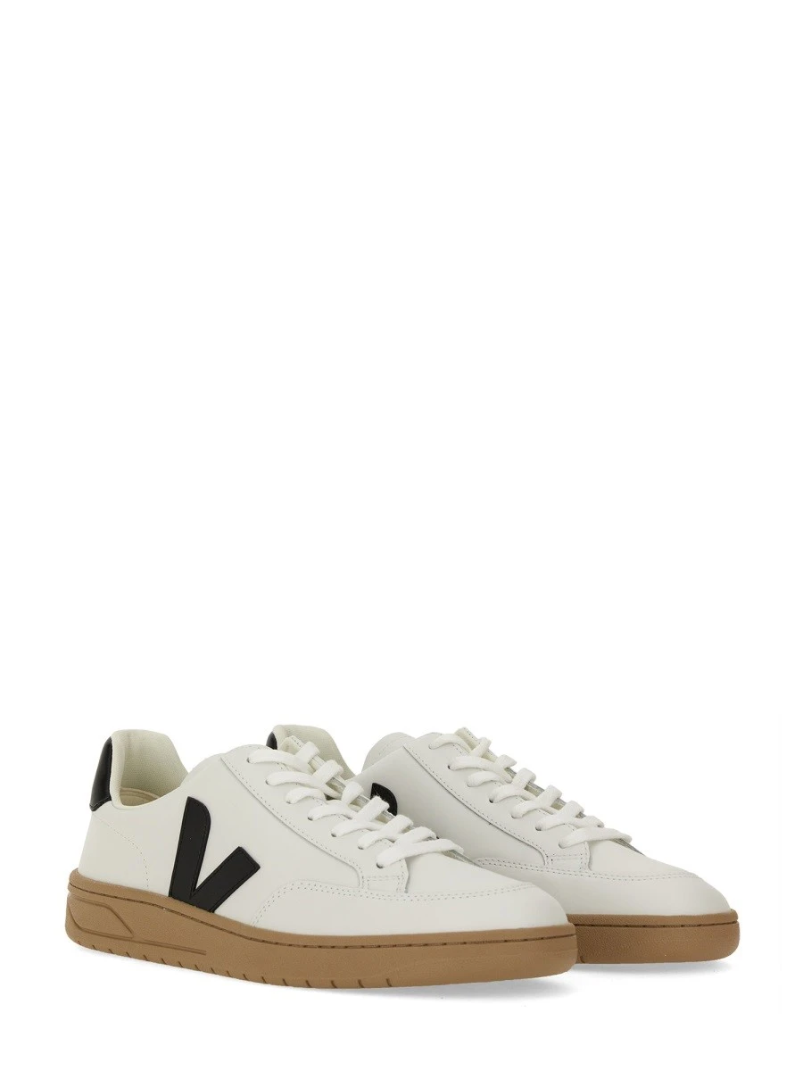 SNEAKER "V-12".webp