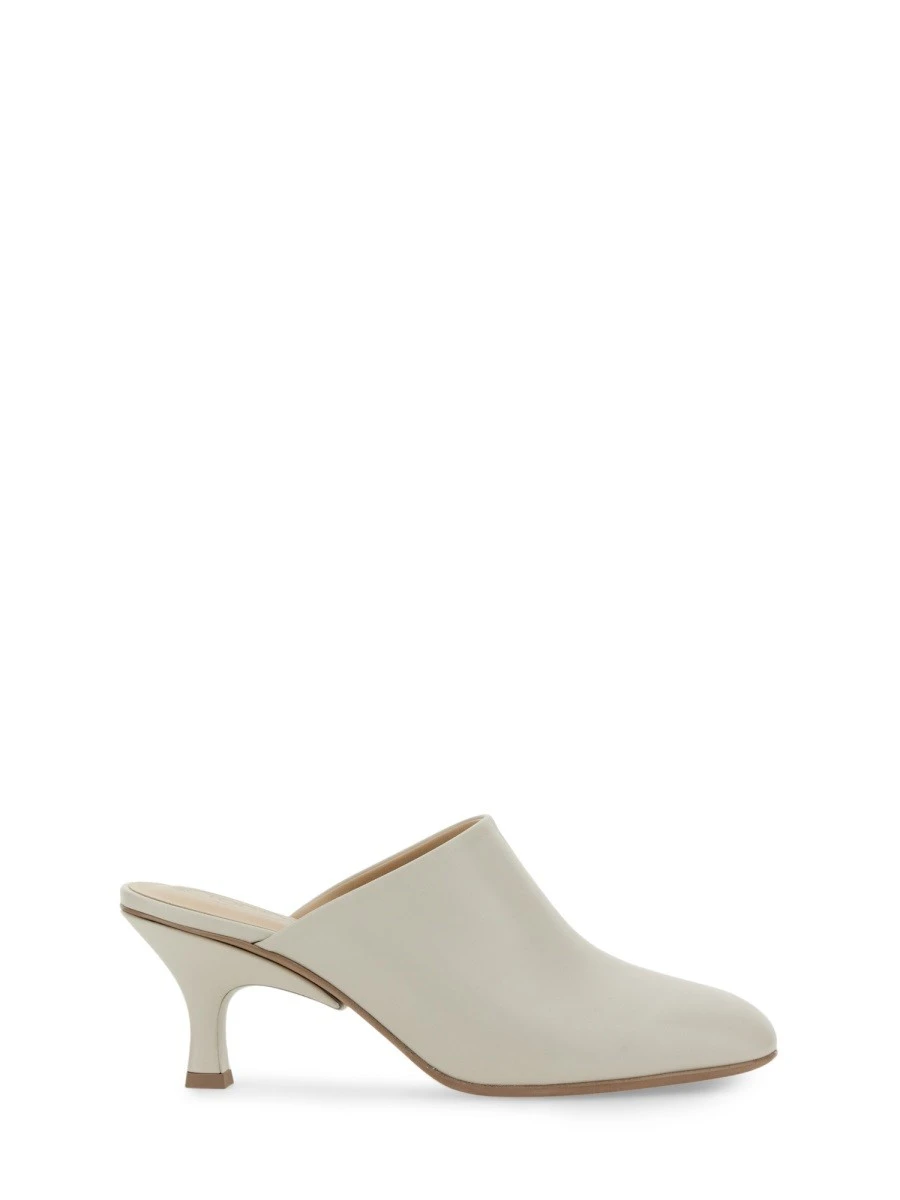 LEATHER SANDAL.webp