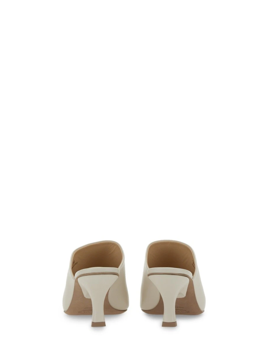 LEATHER SANDAL.webp