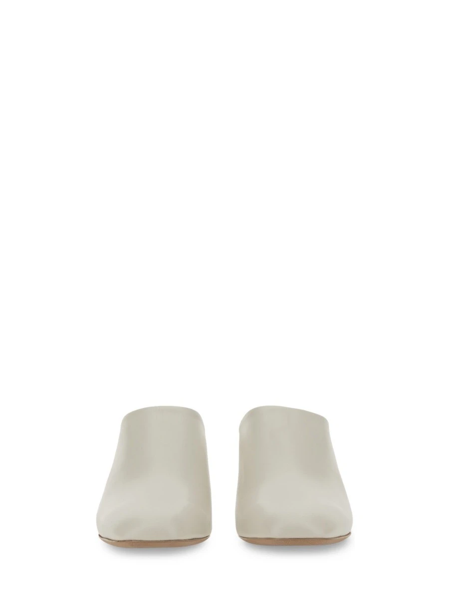 LEATHER SANDAL.webp
