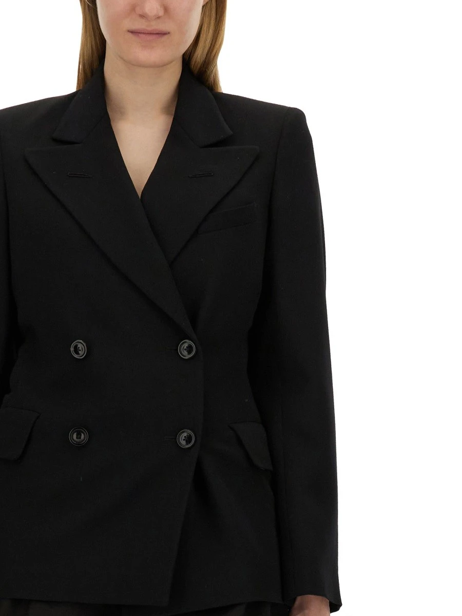 DOUBLE-BREASTED JACKET.webp