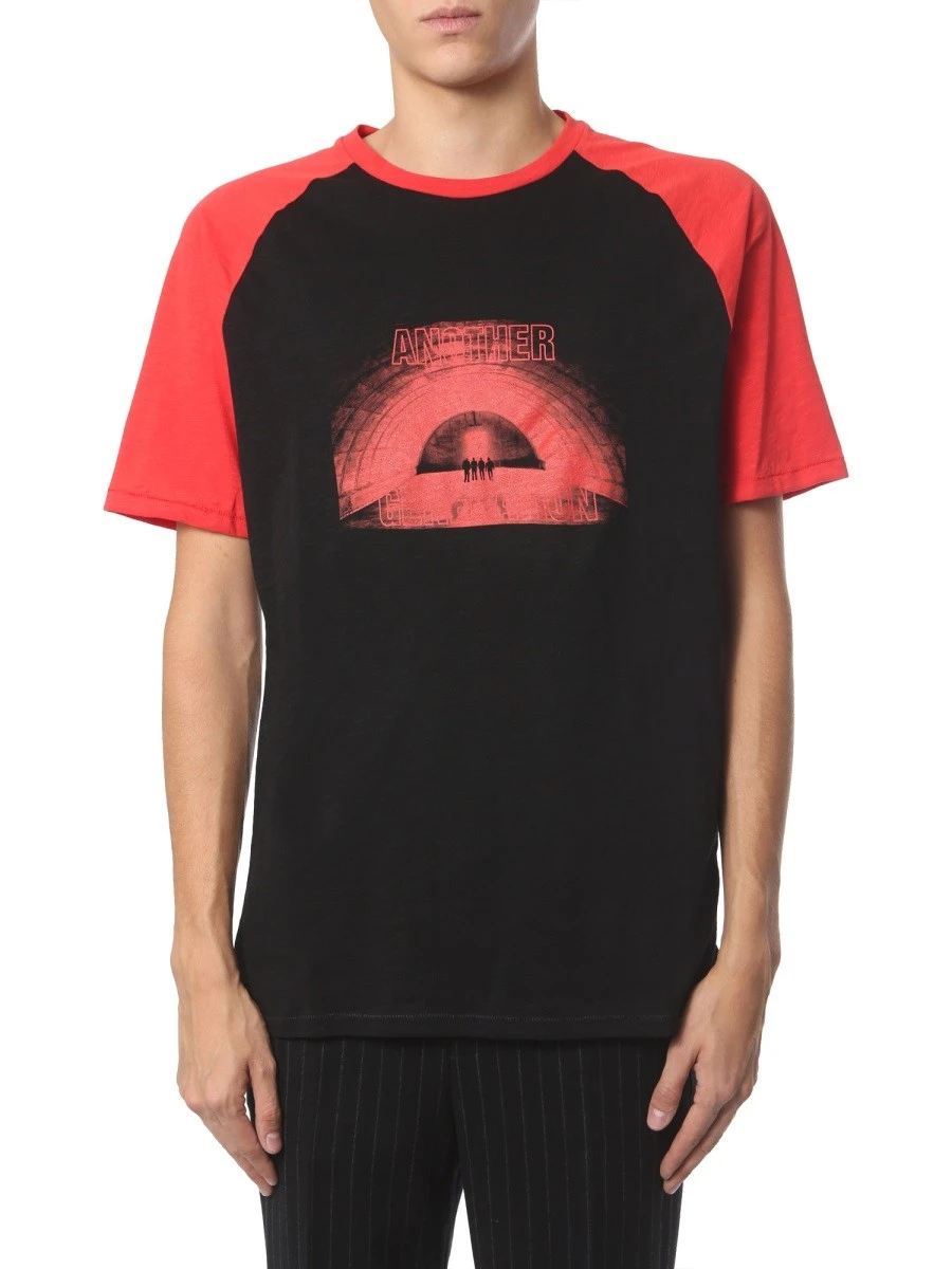 ROUND NECK T-SHIRT.webp