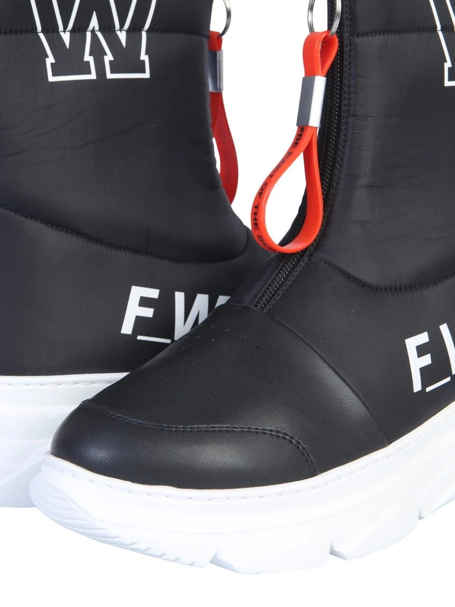 LEATHER BOOT.webp