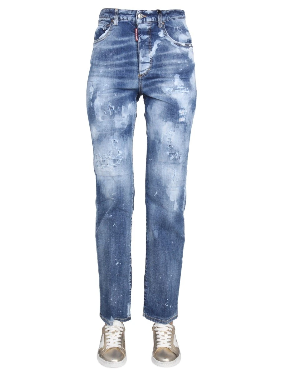 JEANS IN DENIM.webp